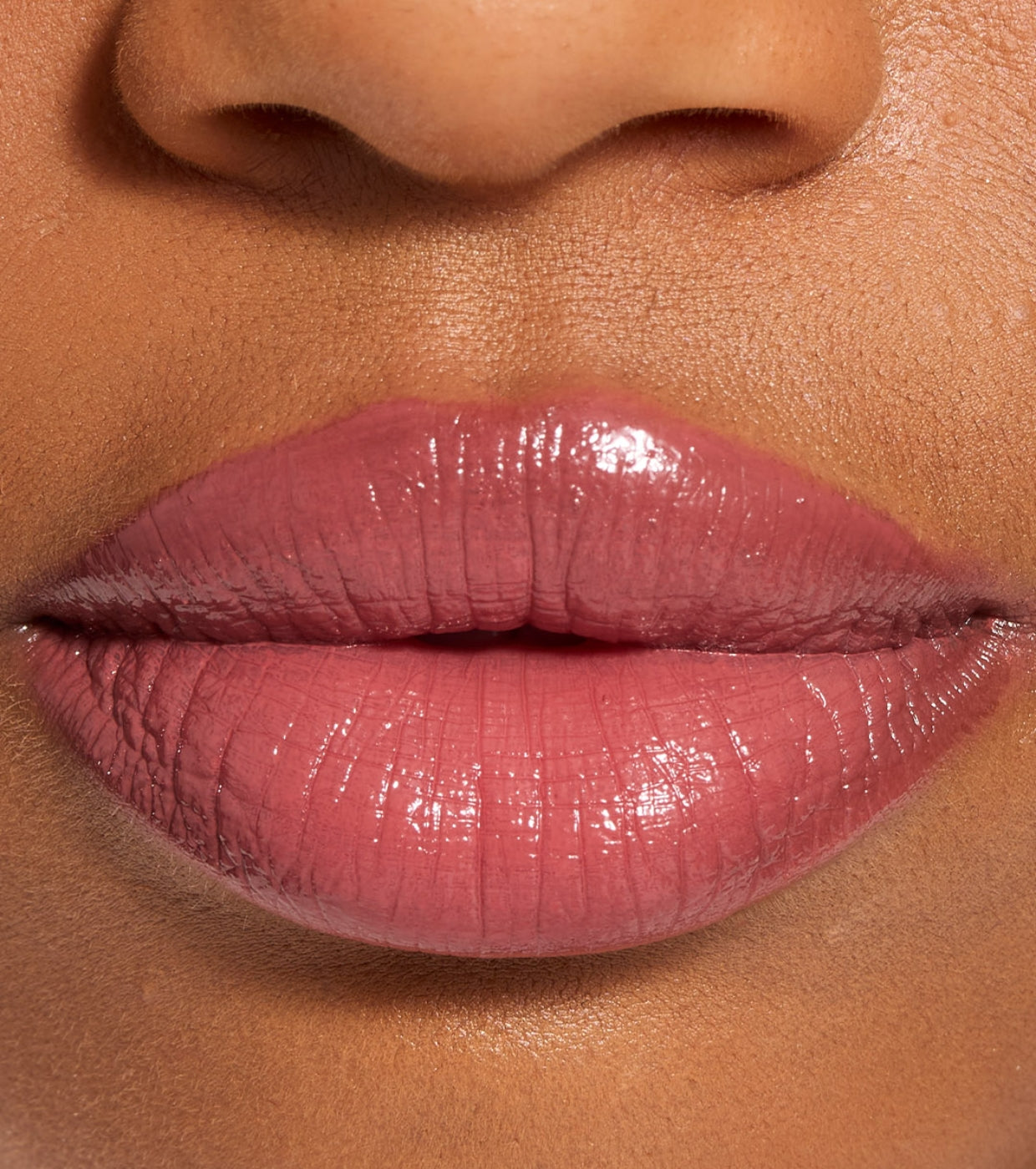 Makeup Revolution - Rossetto Pout Lip Gloss Stick - Sweet Rose