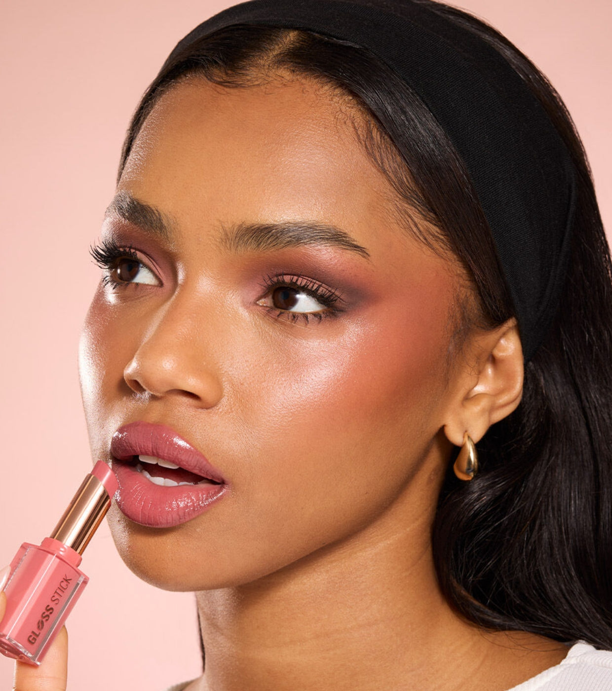 Makeup Revolution - Rossetto Pout Lip Gloss Stick - Sweet Rose