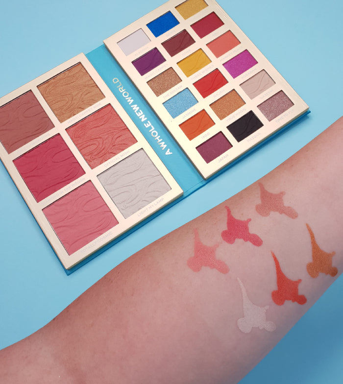 I Heart Revolution - *I Heart Revolution x Disney* - Fairytale Paleta Olhos e Rosto - Jasmine
