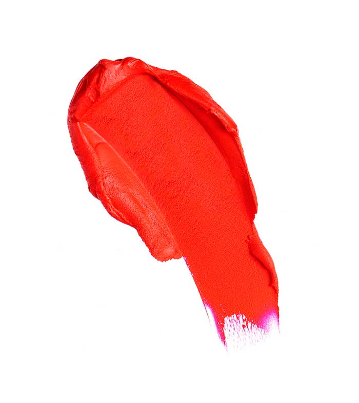 Revolution - Barra de Labios Powder Matte Lipstick - Captivate