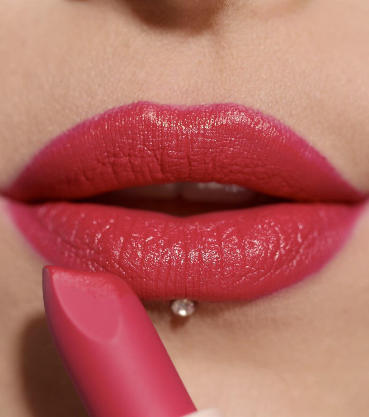 Revolution - Batom Acetinado Lip Allure - Material Girl Wine