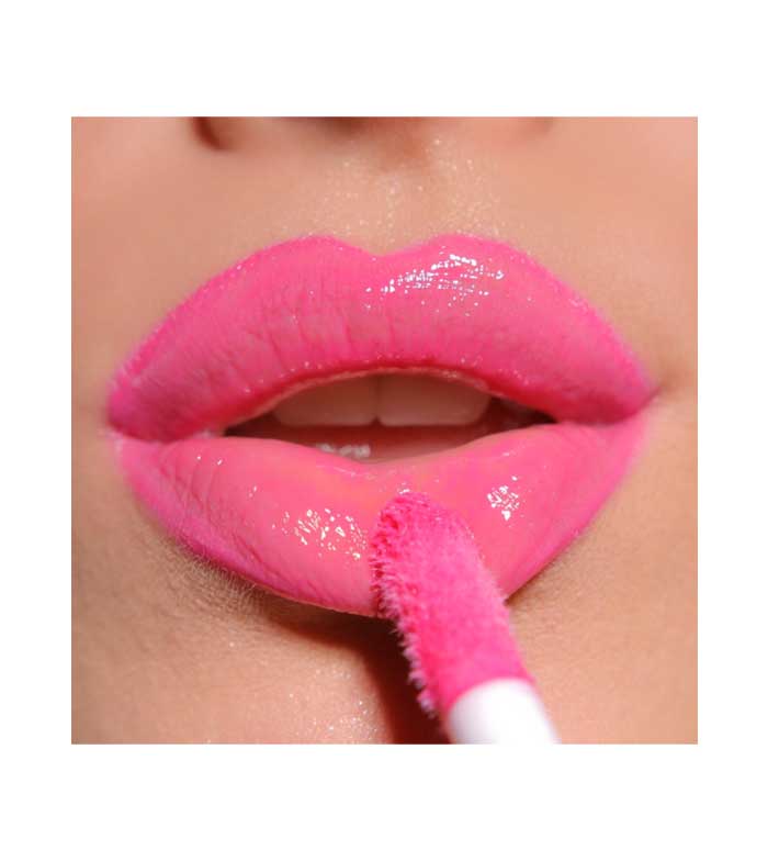Revolution - Brillo de labios Ceramide Lip Swirl - Berry pink