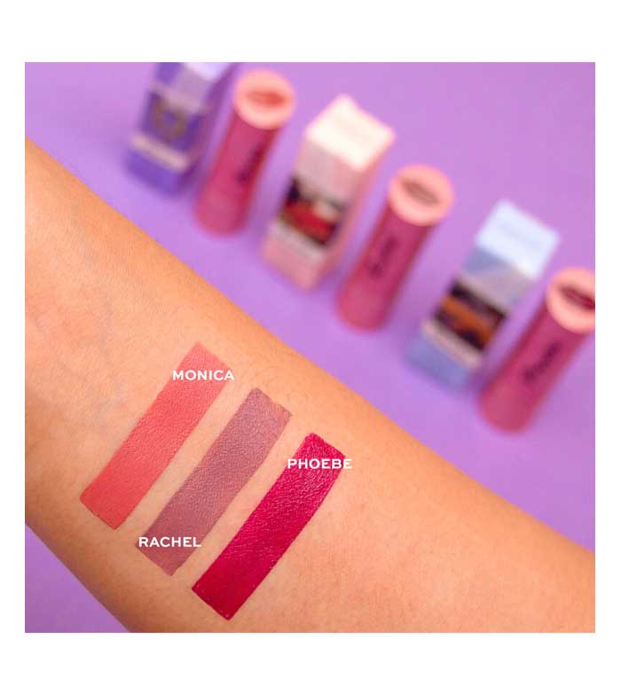 Revolution - *Friends X Revolution* - Barra de labios Satin Kiss - Phoebe